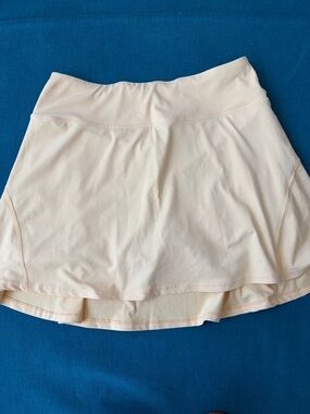 Light yellow tennis skirt